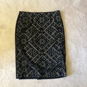 Chico’s black skirt size 1 (8)